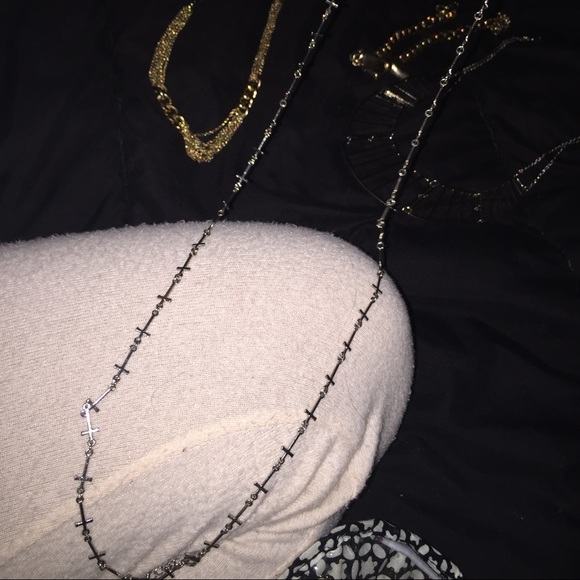 Necklace - Picture 1 of 1