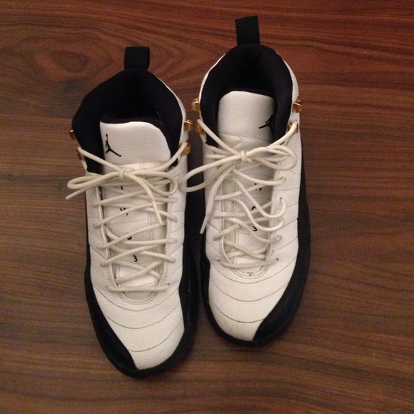 Jordan Retro 12 Taxis