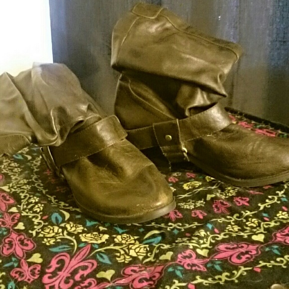 Brown boots