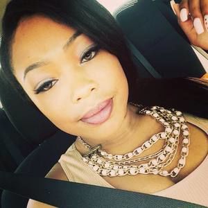 Meet your Posher, Justina
