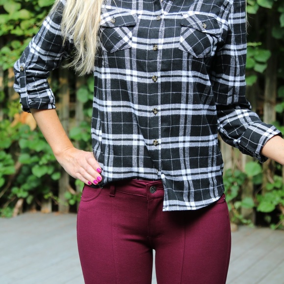 SOLD 🆕 Wine Stretch Skinnies *Last Item* - Picture 2 of 4
