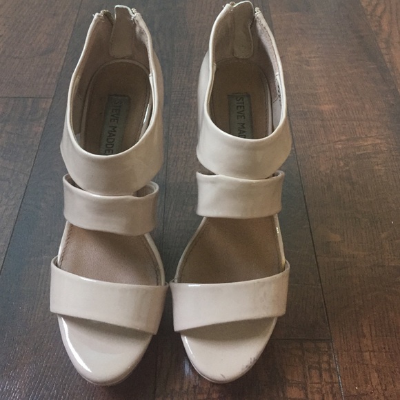 Size 6.5 Steve Madden heels nude