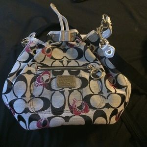 Coach poppy purse!