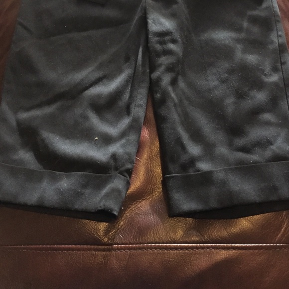 Shorts - Picture 4 of 4