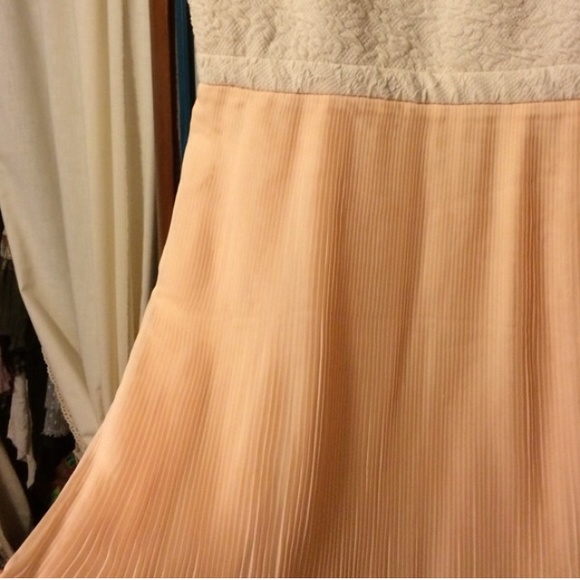 🎉HP🎉Pins & Needles vintage pleated dress large - Picture 3 of 4