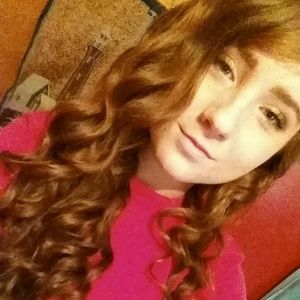 Meet your Posher, Alaina