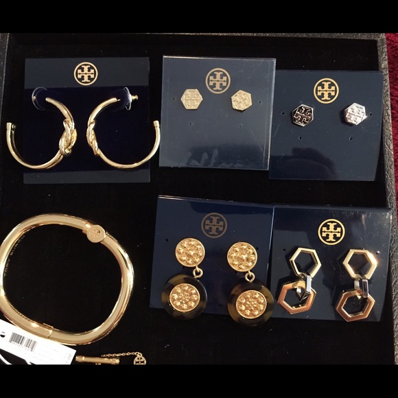 New with tags! More Tory jewelry!