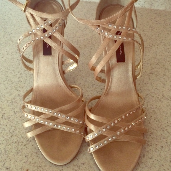 Camel pep toe glam heels