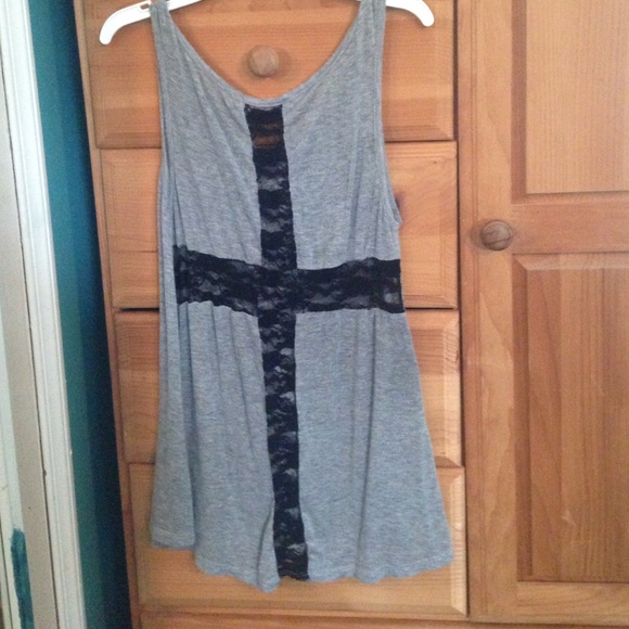 Flowing tank top - Picture 2 of 3