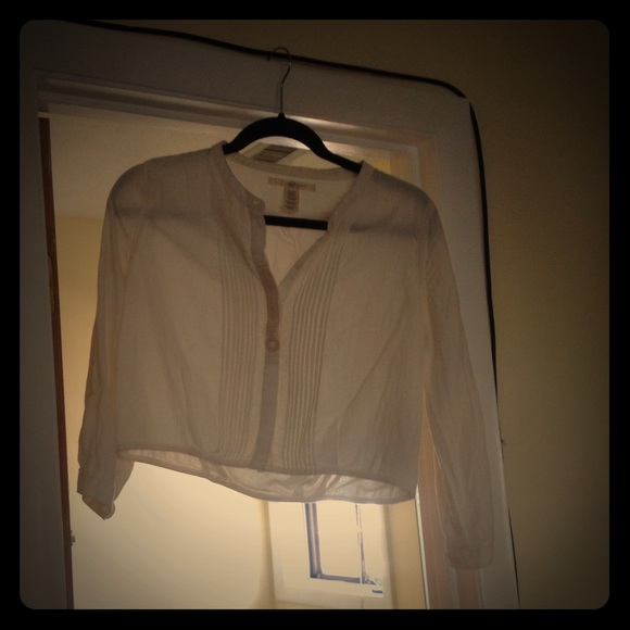 White levi top