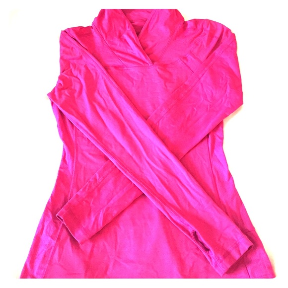 Magenta Luon Lululemon pull over!