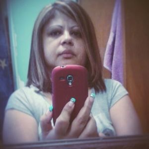 Meet your Posher, Iris