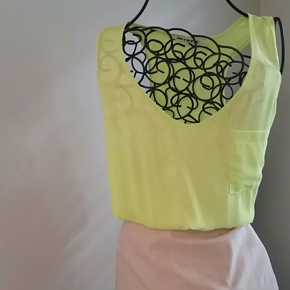 Color Block Dress - Picture 2 of 3