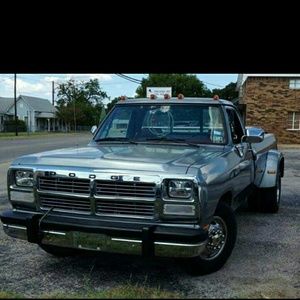 Meet your Posher, Devin