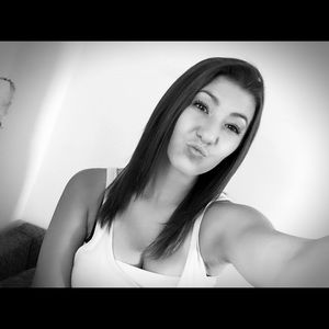 Meet your Posher, Valerie