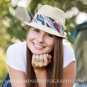 Meet your Posher, Bitsy