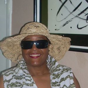 Meet your Posher, Beverly