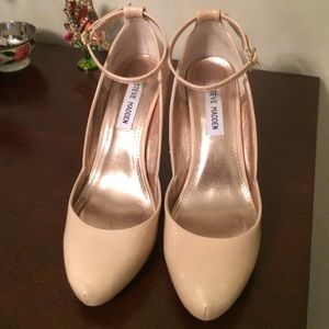 Steve Madden nude pumps with ankle strap