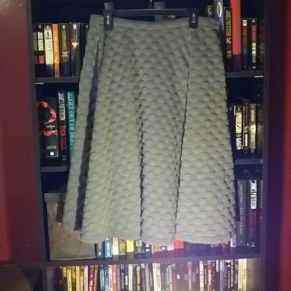 J.O.A Textured Midi Skirt