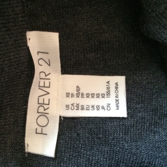 Forever 21 feet Skater skirt - Picture 2 of 3