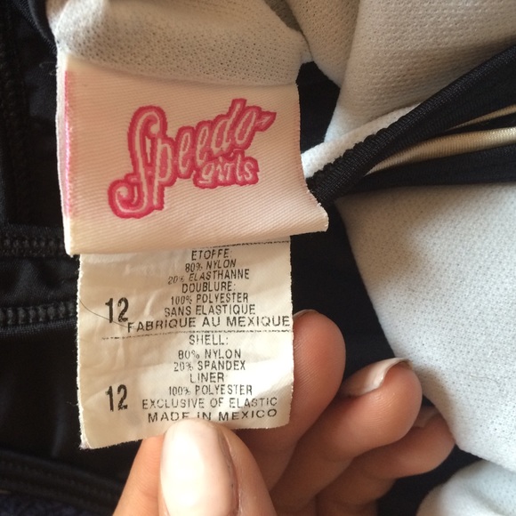 Girls speedo - Picture 2 of 4