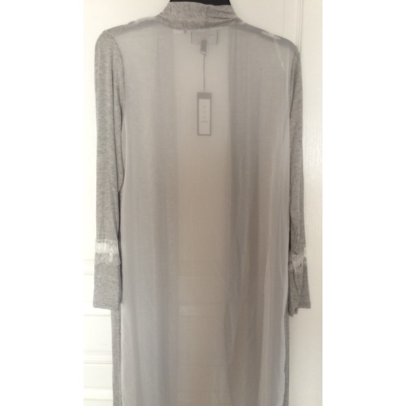 Romeo & Juliet Couture Gray Long Cardigan - Picture 2 of 4