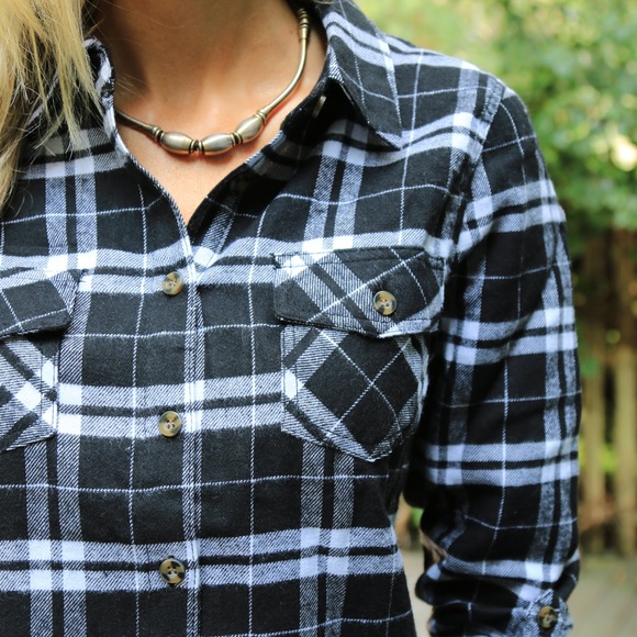 SOLD OUT Black Plaid Soft Flannel - Picture 2 of 4