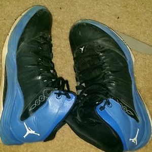 Basketball shoes wore for basketball