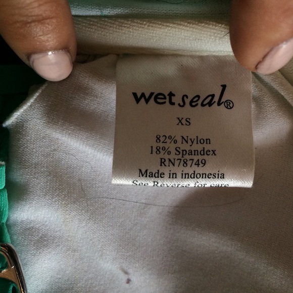 Wet Seal bikini top - Picture 3 of 3