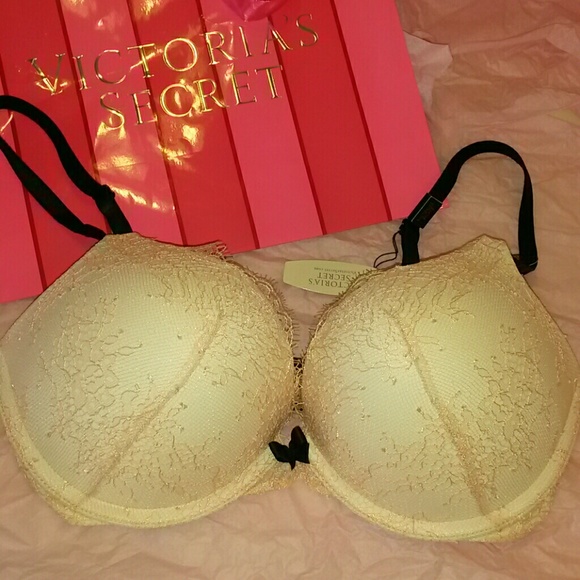 VS bombshell Bra 32d