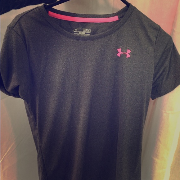 Under Armour Breast Cancer workout top