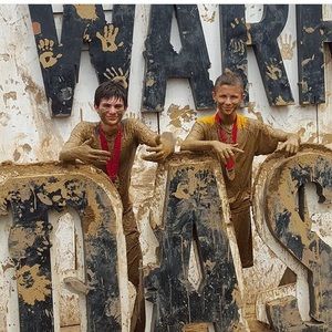 Meet your Posher, Adam