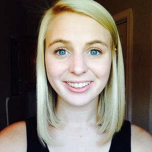 Meet your Posher, Haylee