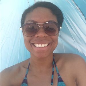 Meet your Posher, Amber