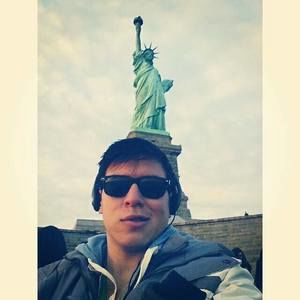 Meet your Posher, Alejandro