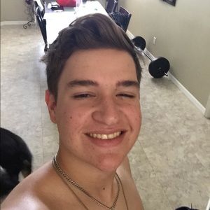 Meet your Posher, Alex