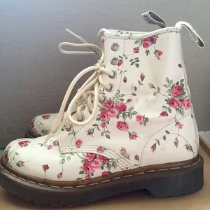 Floral Dr.Marten boots