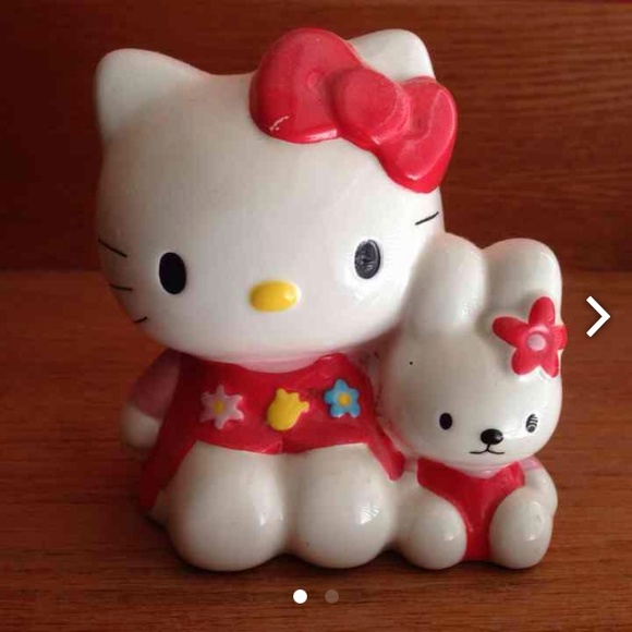 Hello kitty coin bank
