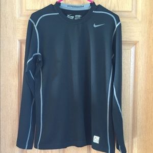 Nike Hyperwarm Shirt