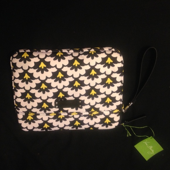 Vera Bradley tablet sleeve with handle in fanfare - Picture 2 of 3