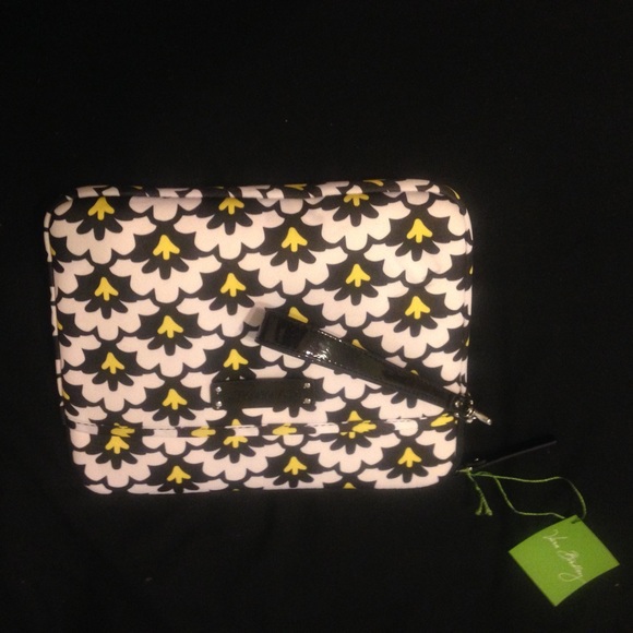 Vera Bradley tablet sleeve with handle in fanfare - Picture 3 of 3