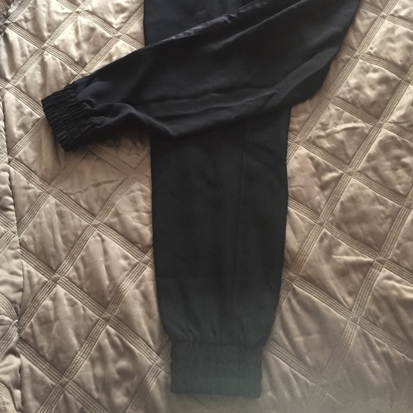Sold H&M pants dark blue sz 6 - Picture 2 of 4
