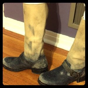 Frye boots size 7- hard to find!