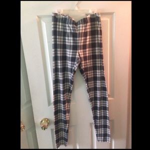 Black and white leggings