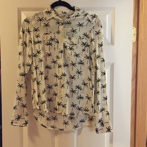 American Eagle Palm Tree Button Up Shirt