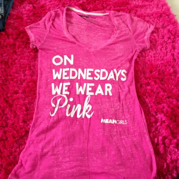 💟Mean girls tee💟
