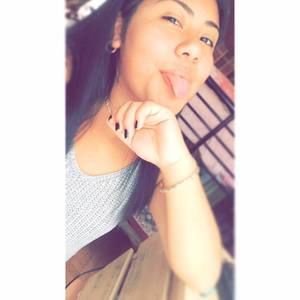 Meet your Posher, Francisca