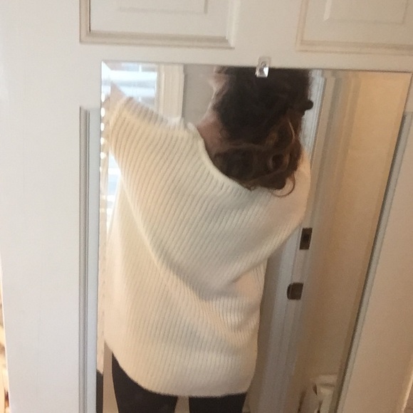 Sweater - Picture 3 of 3