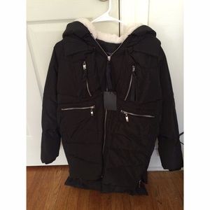 XS black parka