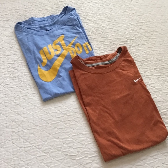 Women's Nike tshirts